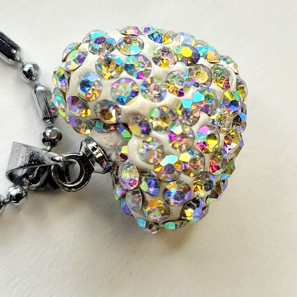 White Crystal Heart Shape Pendant with Swaroski elements On18K Silver Ne… - Picture 5 of 11